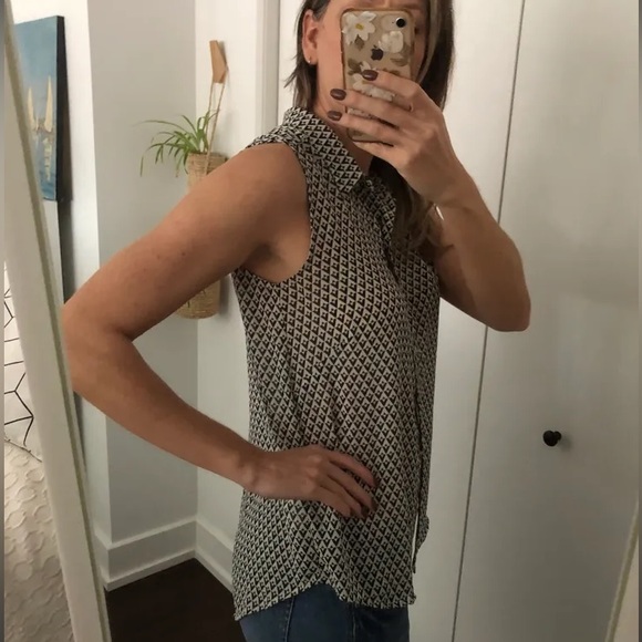 H&M sleeveless summer blouse - Picture 4 of 6